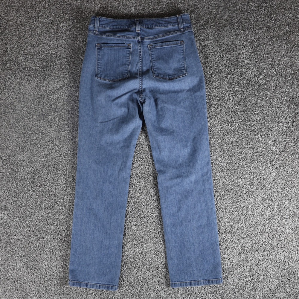 L.L.Bean Women's Classic Fit Jeans Size 10 Regular Light Wash Straight Leg Denim
